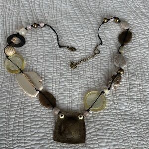 Chic Beaded Necklace with Gold and Cream Accents